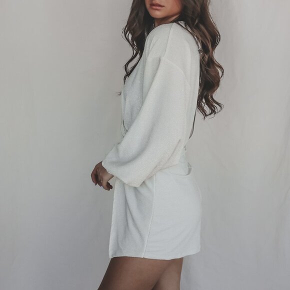 AMAZING LACE Pearl Sparkly Open Back Romper - Picture 3 of 3